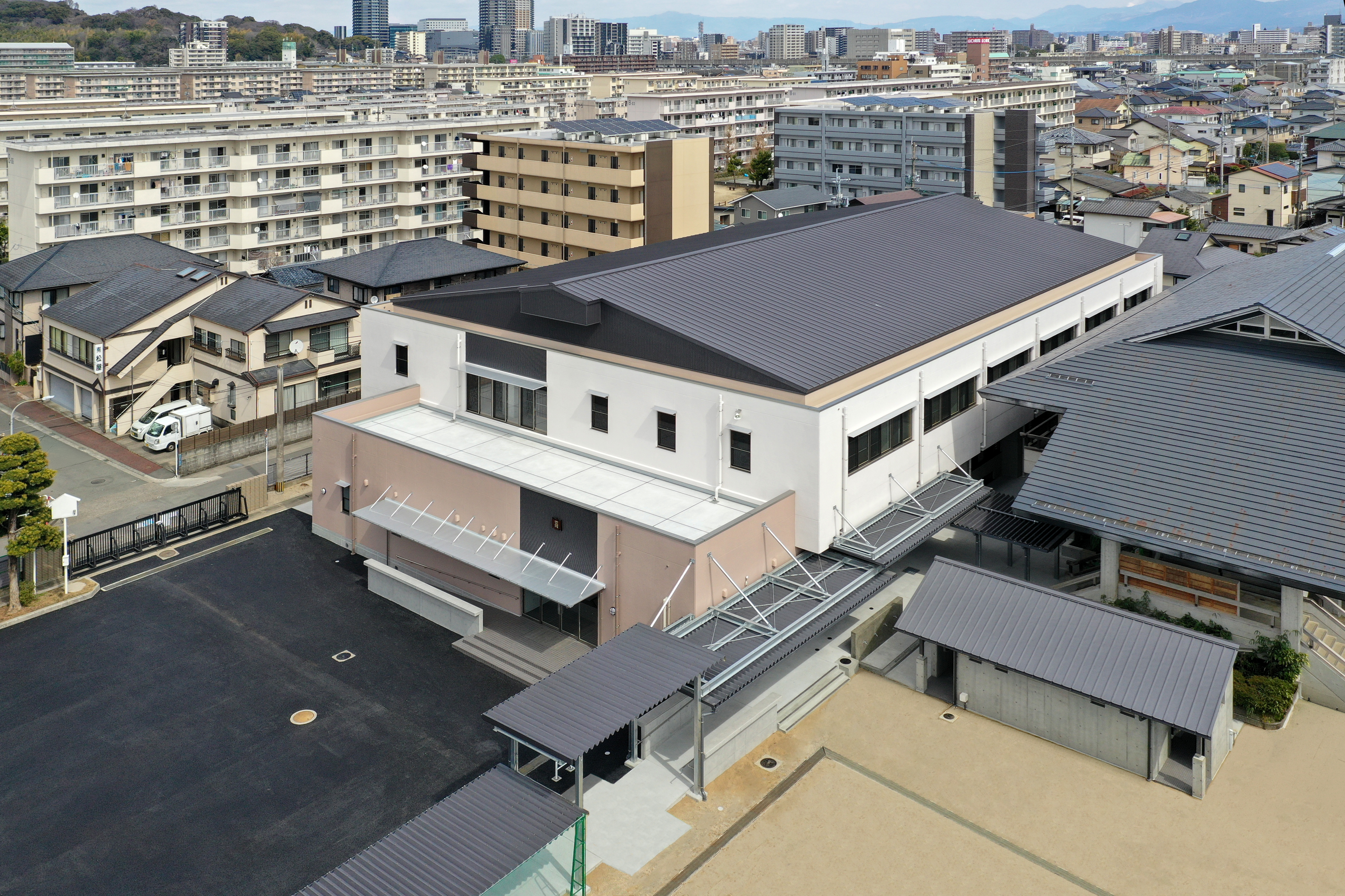 花陵中学校体育館